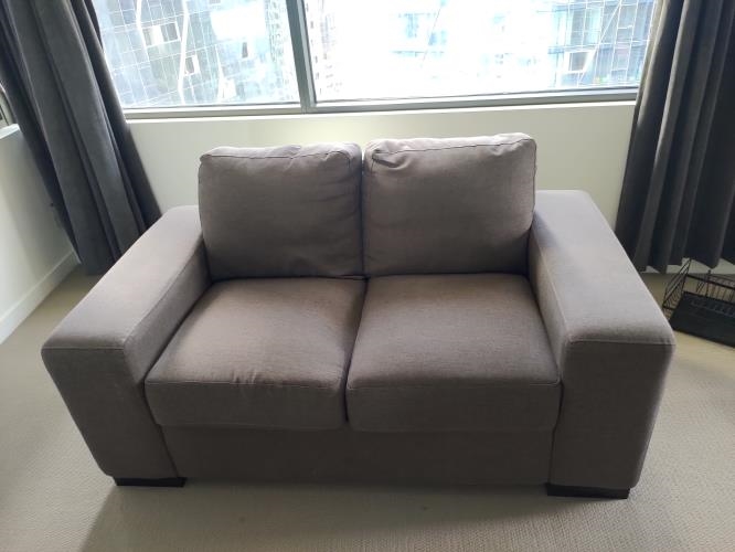 Second-hand Two Seater Sofa - Photo 4)