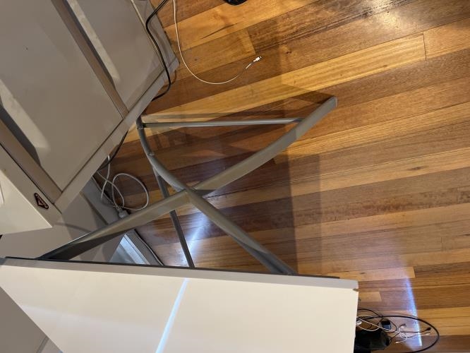 Second-hand Stylish Desk - Photo 4)