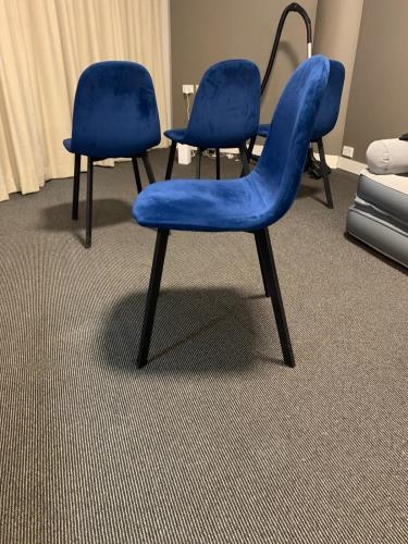 Second-hand Set of 4 Chairs - Photo 4)