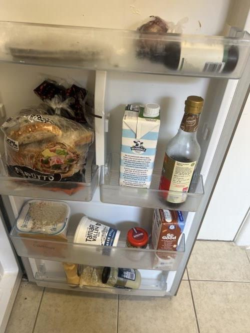 Second-hand Hisense 350L Top Mount Fridge - Photo 4)