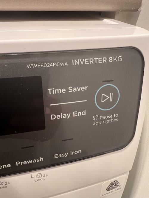 Second-hand Westinghouse 8kg Front Load Washing Machine - Photo 4)