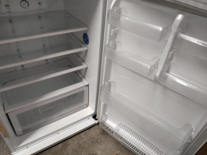 Second-hand Samsung 431L Top Mount Fridge - Photo 4)