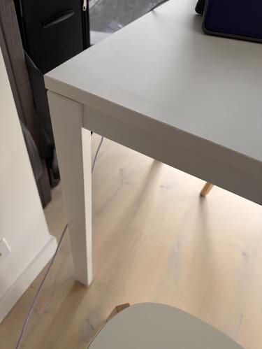 Second-hand IKEA Dining Table with 2 Chairs - Photo 4)