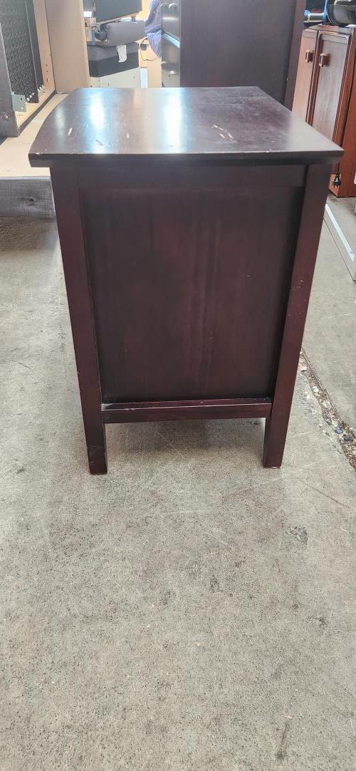 Second-hand Bedside Table - Photo 4)