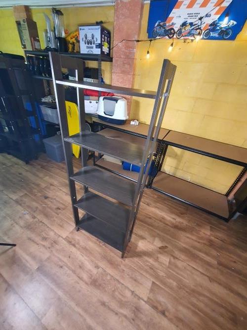 Second-hand IKEA Bookshelf - Photo 4)