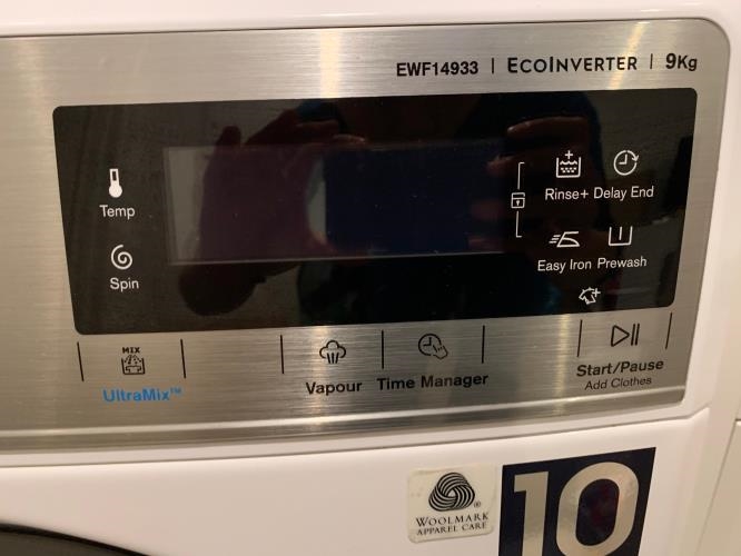 Second-hand Electrolux 9kg Front Load Washing Machine - Photo 4)
