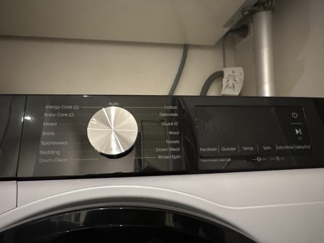 Second-hand Hisense 7.5kg Front Load Washing Machine - Photo 4)