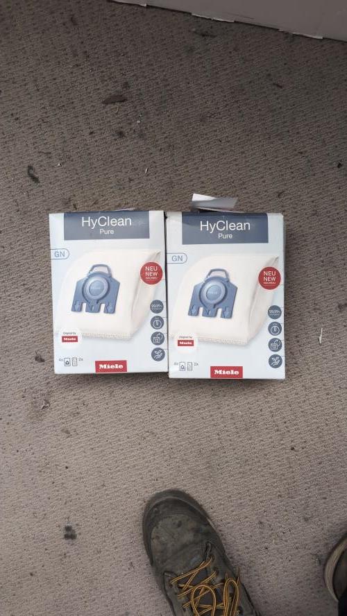 Second-hand Miele Bagged Vacuum Cleaner - Photo 4)