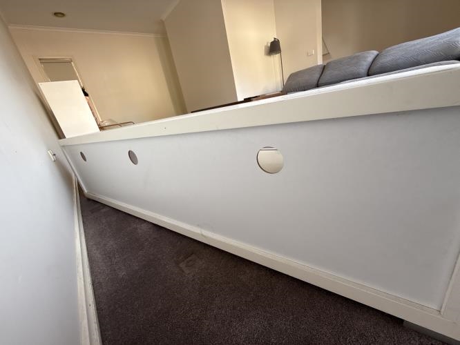 Second-hand Entertainment Unit - Photo 4)