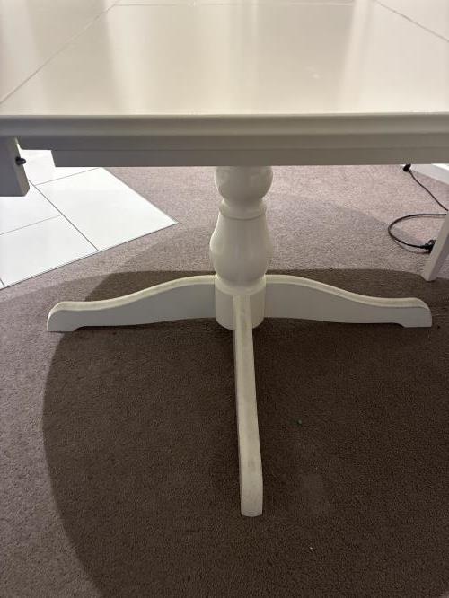 Second-hand Extendable Dining Table (no chairs) - Photo 4)