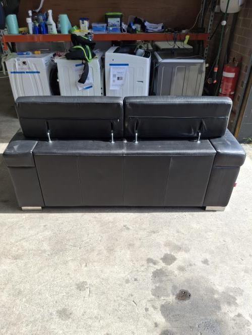 Second-hand Two Seater Sofa - Photo 4)