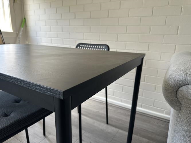 Second-hand IKEA Dining Table with 2 Chairs - Photo 4)