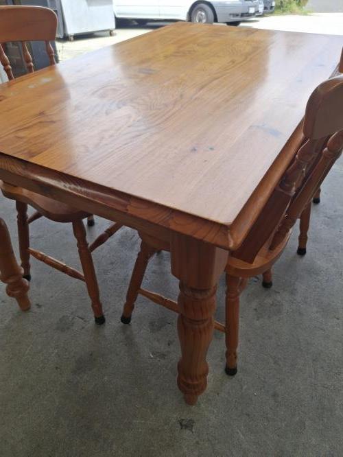 Second-hand Dining Table with 3 Chairs - Photo 4)