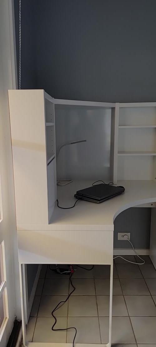 Second-hand IKEA Micke Corner Workstation - Photo 4)