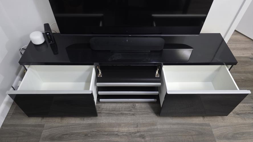 Second-hand Entertainment Unit - Photo 4)