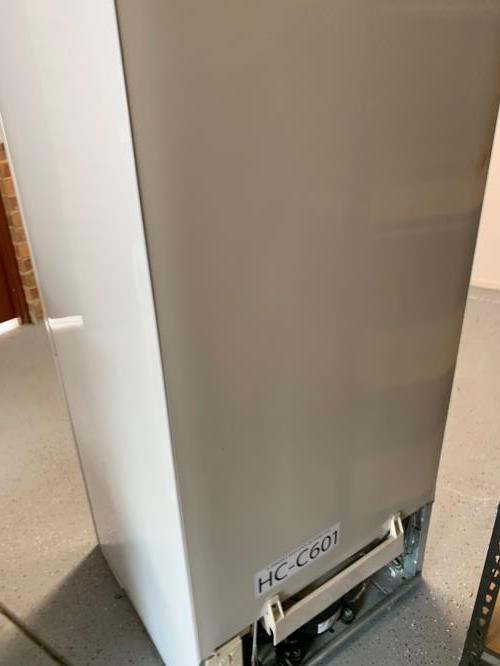 Second-hand Fisher & Paykel 442L Bottom Mount Fridge - Photo 4)