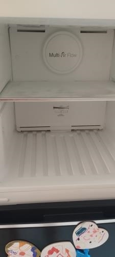 Second-hand Chiq 202L Top Mount Fridge - Photo 4)