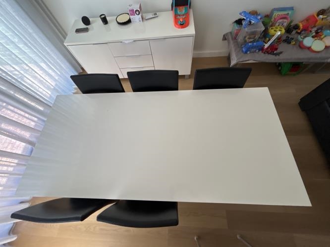 Second-hand Dining Table with 6 Chairs - Photo 4)