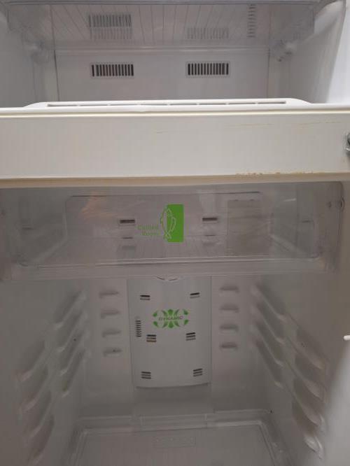 Second-hand Samsung 210L Top Mount Fridge with most shelves missing - Photo 4)