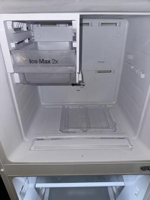 Second-hand Samsung 228L Top Mount Fridge - Photo 4)