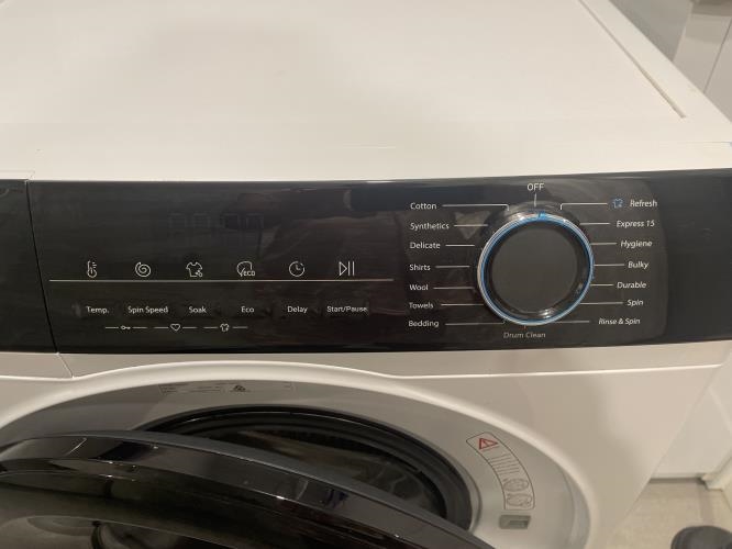 Second-hand Haier 7.5kg Front Load Washing Machine - Photo 4)