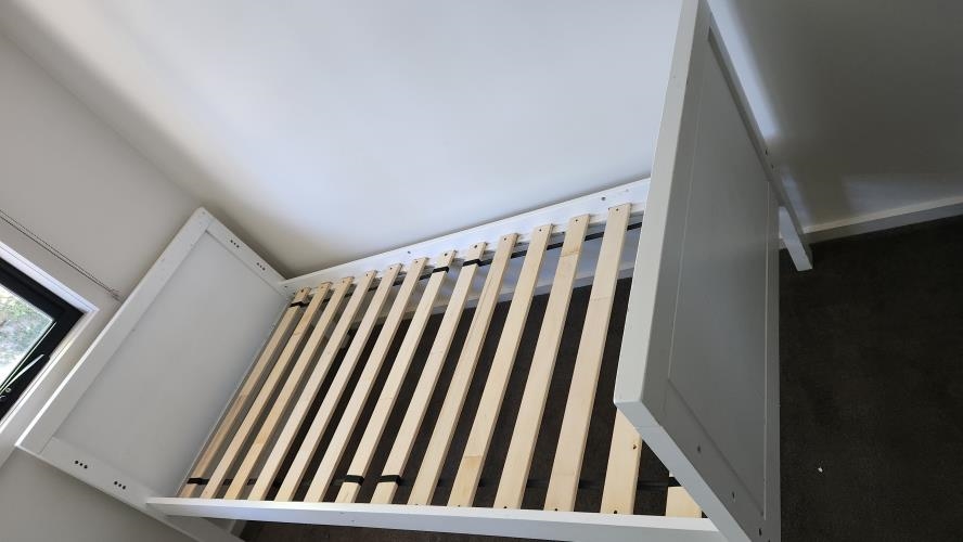 Second-hand Single Bed Frame - Photo 4)