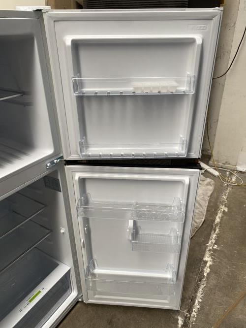 Second-hand Chiq 202L Top Mount Fridge - Photo 4)