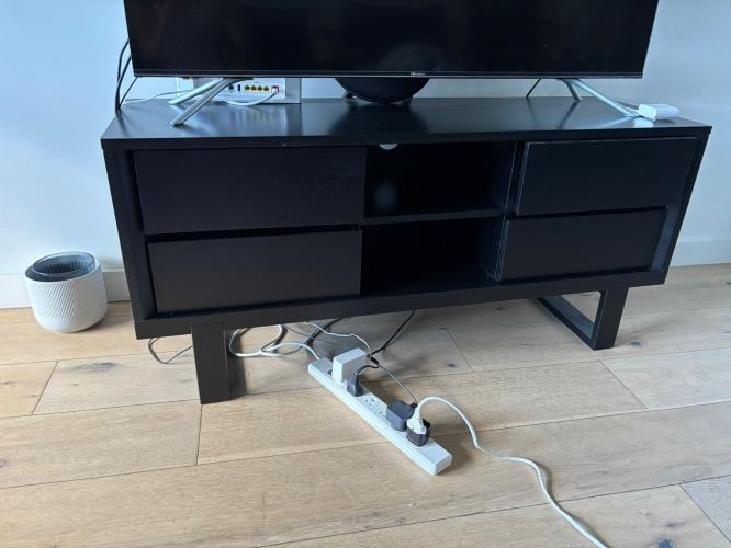 Second-hand Entertainment Unit - Photo 4)