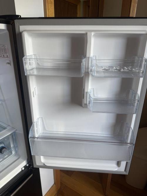 Second-hand Chiq 283L Bottom Mount Fridge - Photo 4)