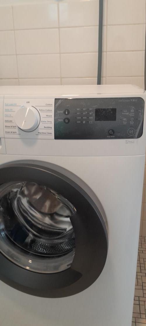 Second-hand Westinghouse 7.5kg Front Load Washing Machine - Photo 4)