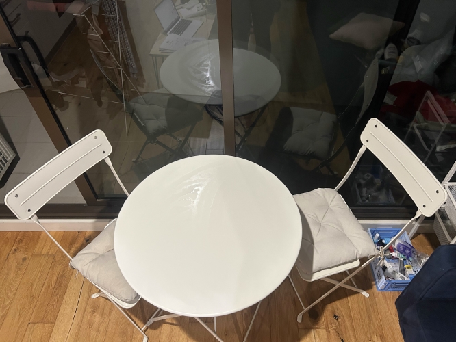 Second-hand IKEA Outdoor Table with 2 Chairs - Photo 4)