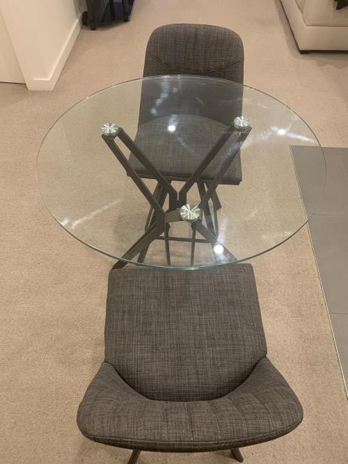 Second-hand Dining Table with 2 Chairs - Photo 4)