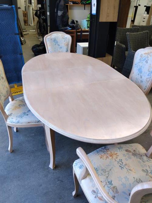 Second-hand Extendable Dining Table with 4 Chairs - Photo 4)