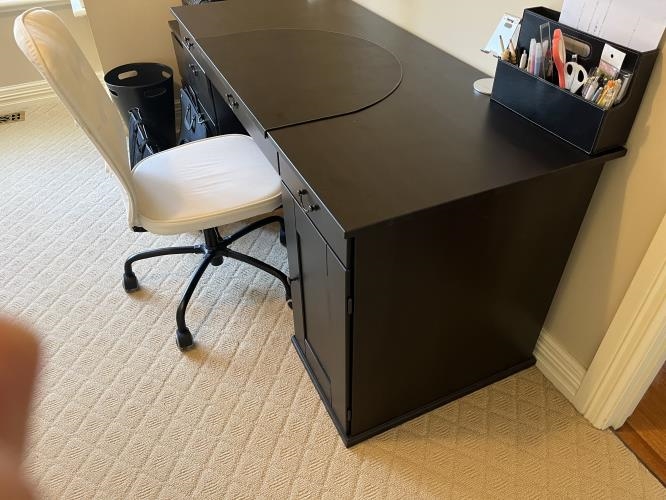 Second-hand IKEA Office Desk - Photo 4)