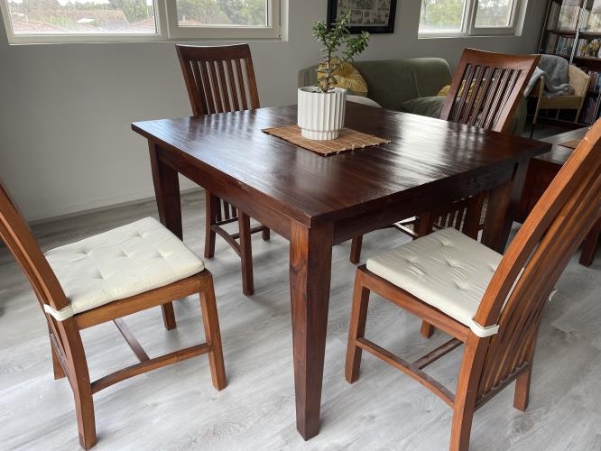 Second-hand Dining Table with 4 Chairs - Photo 5)