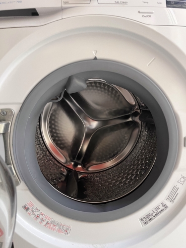 Second-hand Electrolux 8.5kg Front Load Washing Machine - Photo 5)