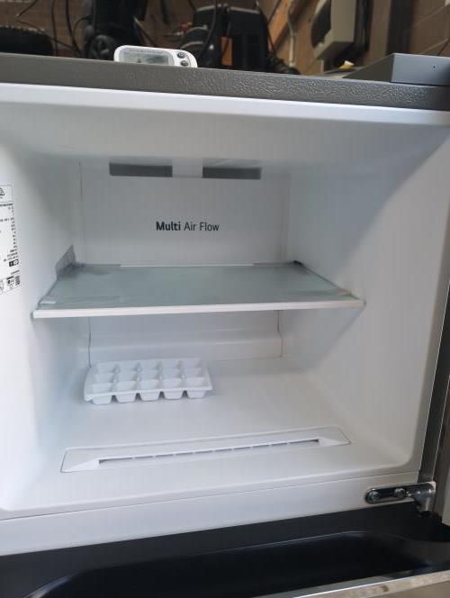 Second-hand LG 243L Top Mount Fridge - Photo 5)