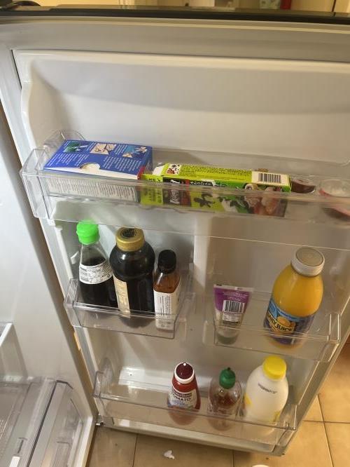 Second-hand LG 279L Top Mount Fridge - Photo 5)