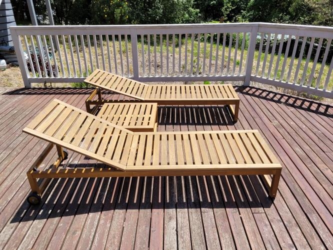 Second-hand Set of 2 Sun Lounges with Matching Small Table - Photo 5)