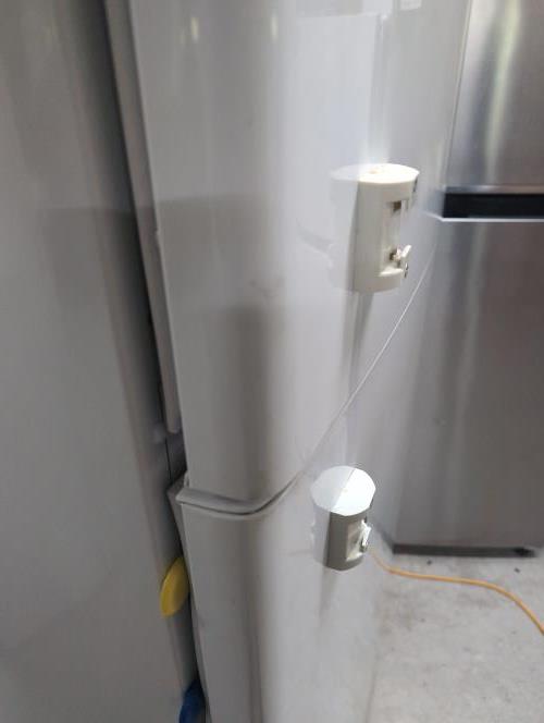 Second-hand Fisher & Paykel 380L Top Mount Fridge - Photo 5)