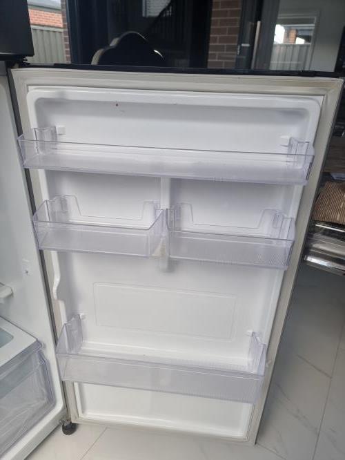 Second-hand Samsung 318L Top Mount Fridge - Photo 5)