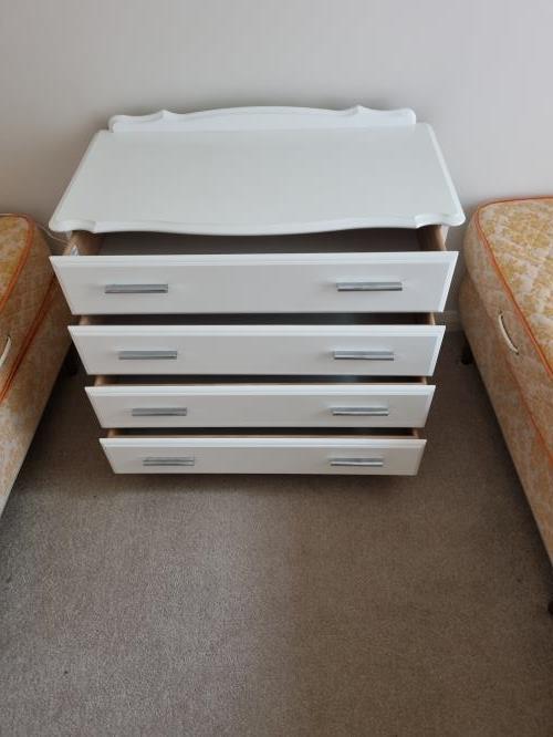 Second-hand Chest of 4 Drawers - Photo 5)