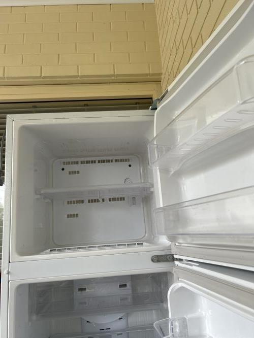 Second-hand Samsung 216L Top Mount Fridge - Photo 5)