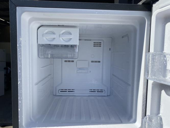 Second-hand Westinghouse 276L Top Mount Fridge - Photo 5)