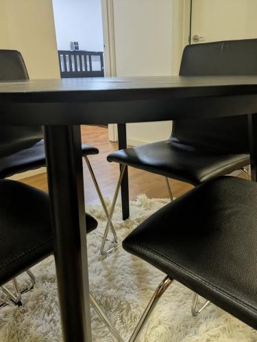 Second-hand IKEA Dining Table with 4 Chairs - Photo 5)