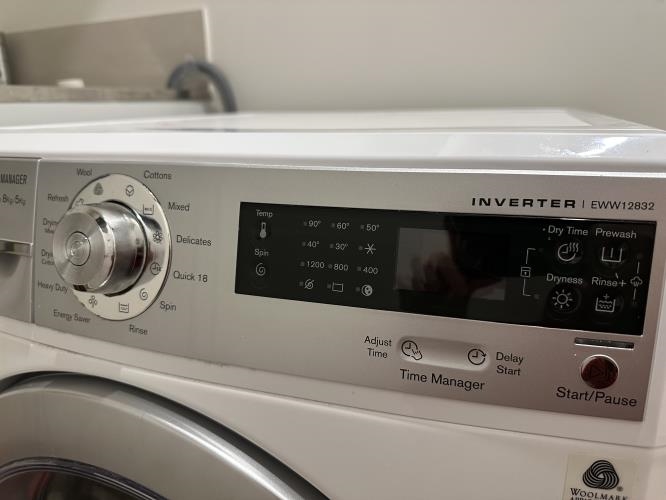Second-hand Electrolux 8kg / 5kg Washer-Dryer Combo - Photo 5)