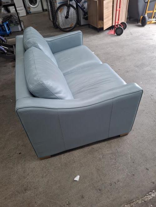 Second-hand Stylish Couch - Photo 5)