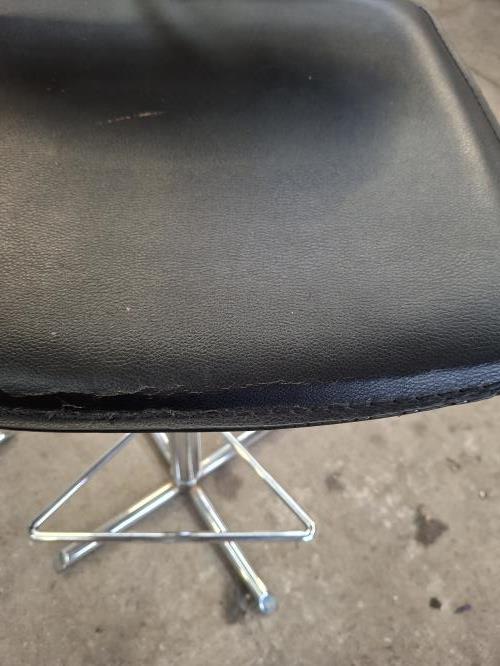 Second-hand Set of 2 Bar Stools - Photo 5)