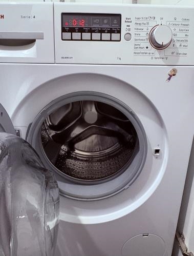 Second-hand Bosch 7kg Front Load Washing Machine - Photo 5)