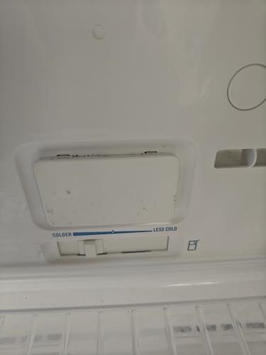 Second-hand Kelvinator 231L Top Mount Fridge - Photo 5)